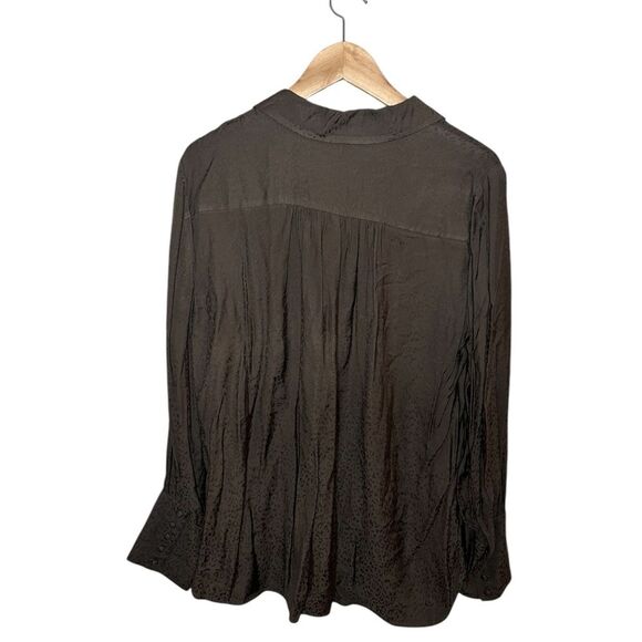 Soft Surroundings Olive Green Leopard Animal Print Viscose Blouse Size L - Picture 7 of 8